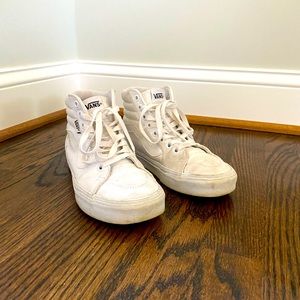 Vans Hightop White size 6